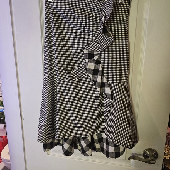 Design lab asymmetrical skirt - Picture 2 of 2